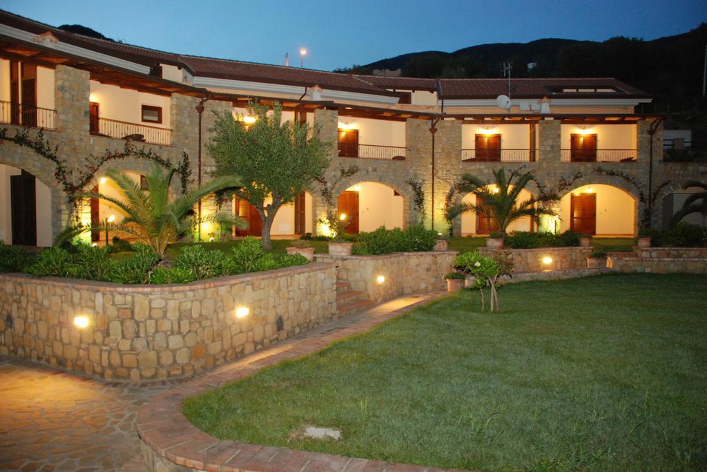 Residence Il Casale パリヌロ エクステリア 写真